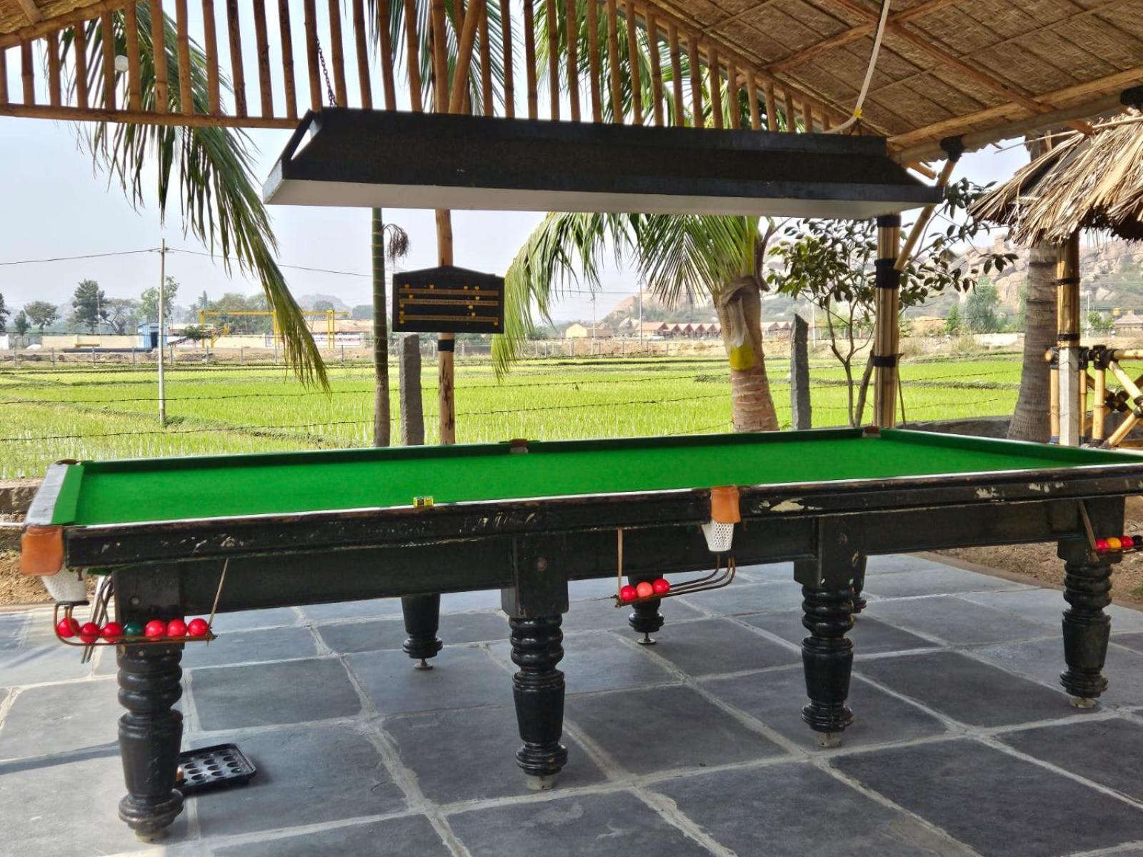 The King On The Rocks Resort Hampi Exterior photo